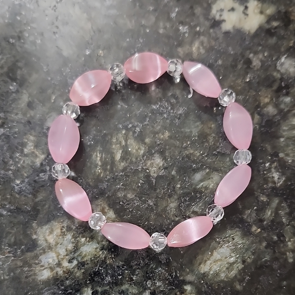 Handmade Pink Cat's Eye Beaded Bracelet
